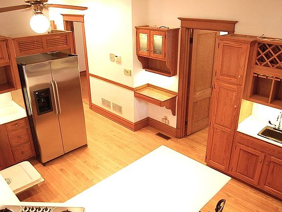 5th image of 2631 N Kimball Ave #1