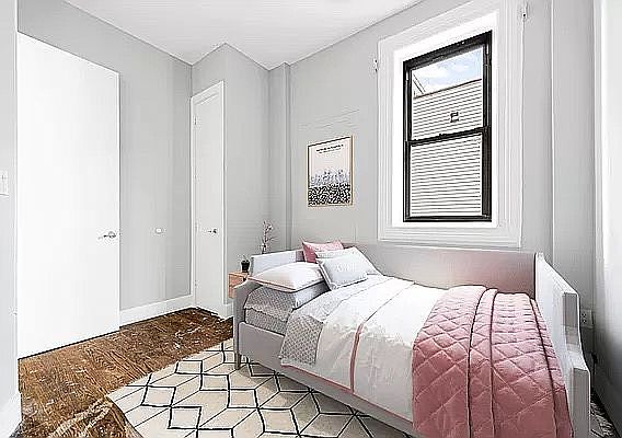 4th image of 595 Kosciuszko St APT 4F