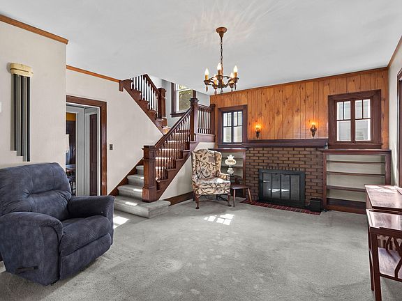 2nd image of 516 Ogden Ave