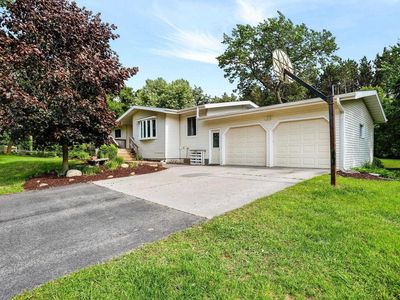 10221 Schoenemann Road, Mazomanie, WI, 53560