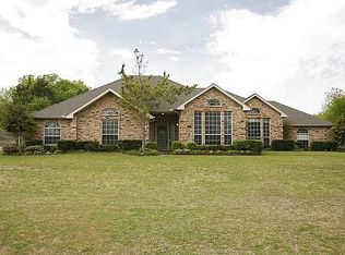 104 Ovilla Oaks Dr, Ovilla, TX 75154