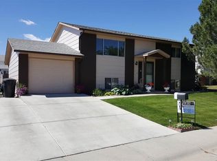 2271 E 16th St, Casper, WY 82609