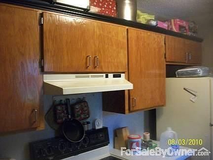 4th image of 16 Dartwood St