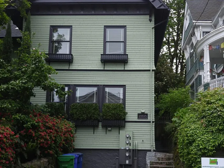 2166 SW Yamhill St #3 — Photo 2