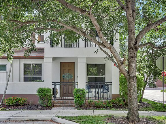 2nd image of 4766 Sierra Lane