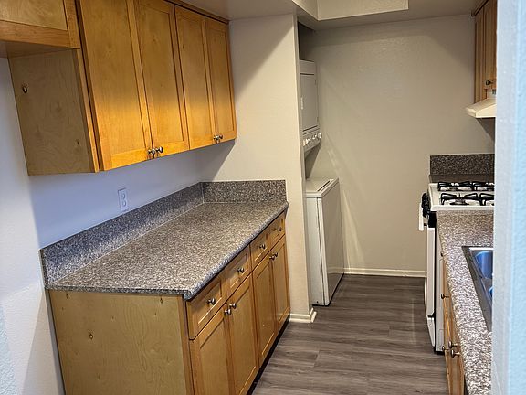 5th image of 1630 W 145th St #C