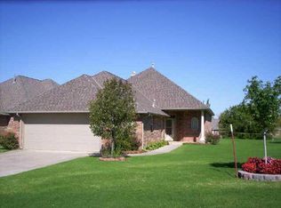 12205 Greenlea Chase E, Oklahoma City, OK 73170