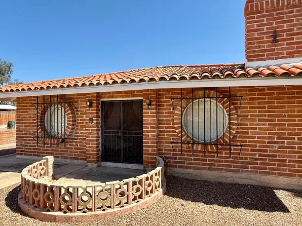 1590 E Hampton St, Tucson, AZ 85719