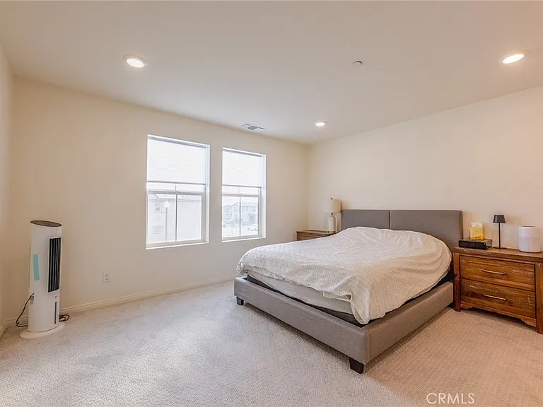 4058 E Coronado Privado — Photo 23