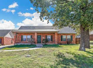 5528 E Rosedale St, Fort Worth, TX 76112