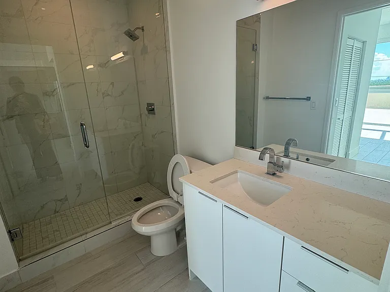 602 E Dania Beach Blvd #523 — Photo 6