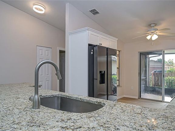 4th image of 6485 Royal Woods DR