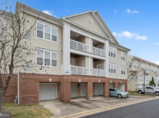 42481 Rockrose Sq UNIT 201, Brambleton, VA 20148