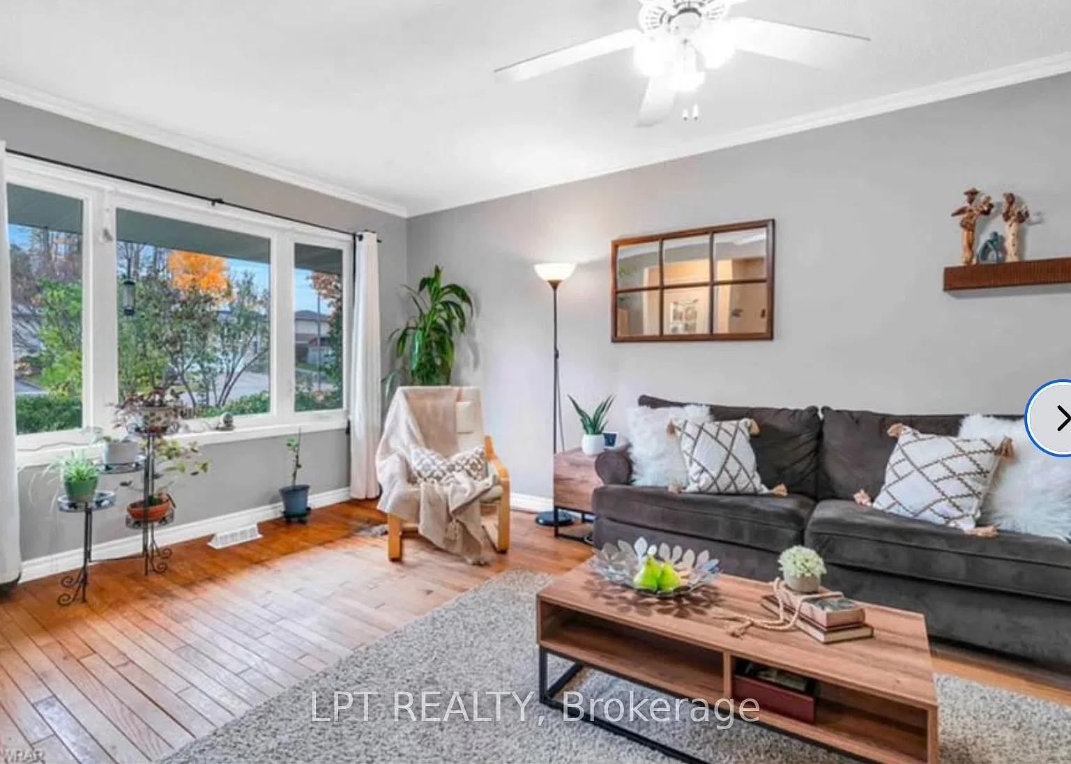3 bed, $2,100 — Photo 3