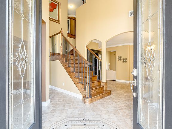 Entry way double doors