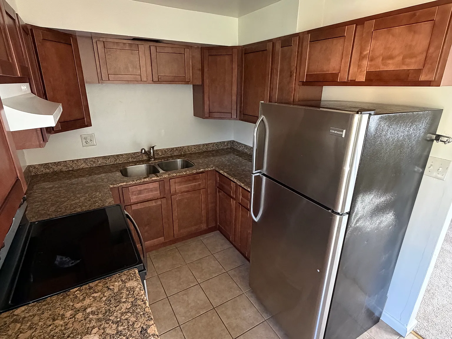 2 bed, $2,000 — Photo 2