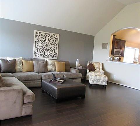 2nd image of 5633 Old Orchard Dr