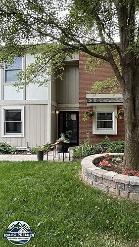 1565 E Lenz Ln #1 Photo 1