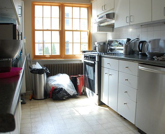 3rd image of 9203 69th Ave