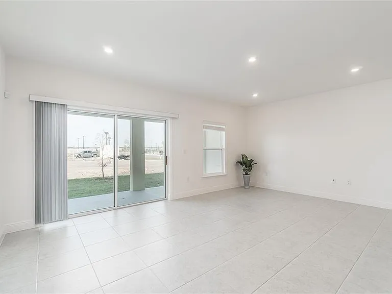 32129 Pond Apple Bnd — Photo 12
