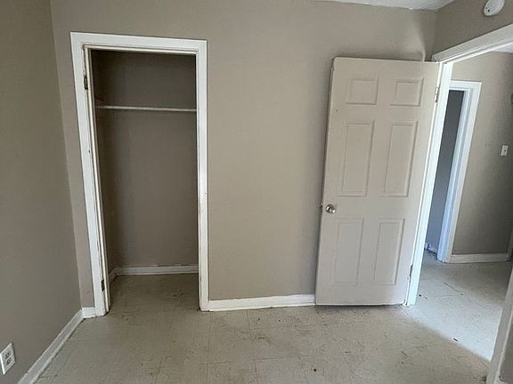 5th image of 1110 Arnold Dr