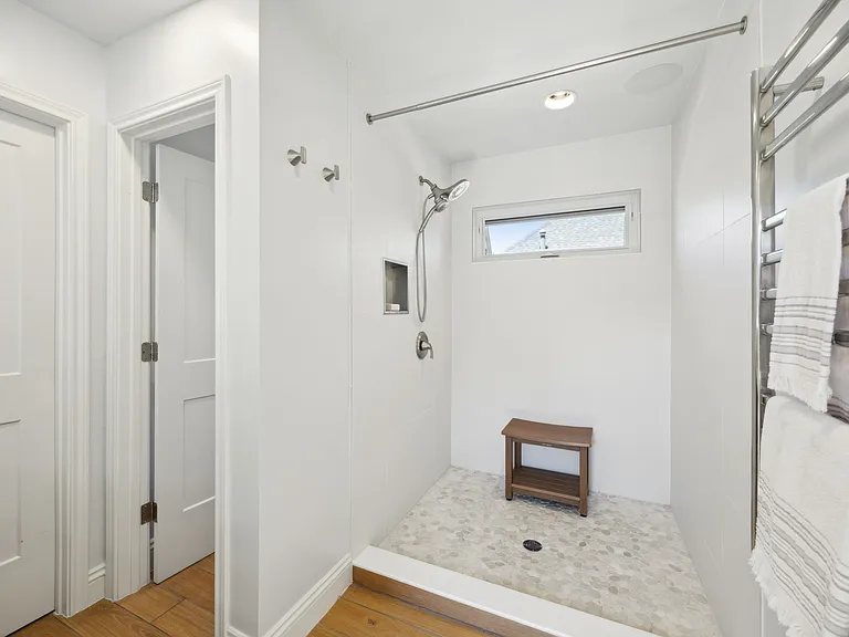 6524 Pheasant Run Rd — Photo 24