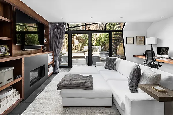 Sold by Compass | media 15