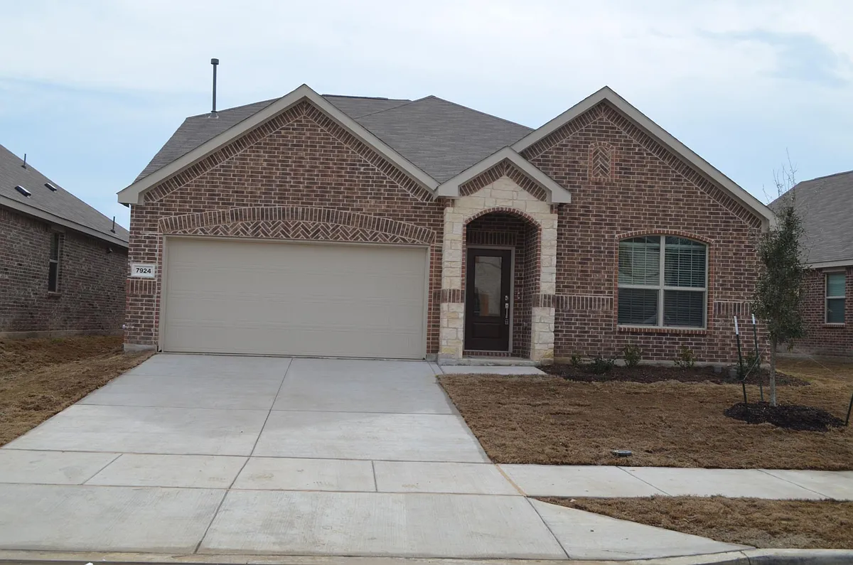 Building Photo - 7924 Lindheimer Ln