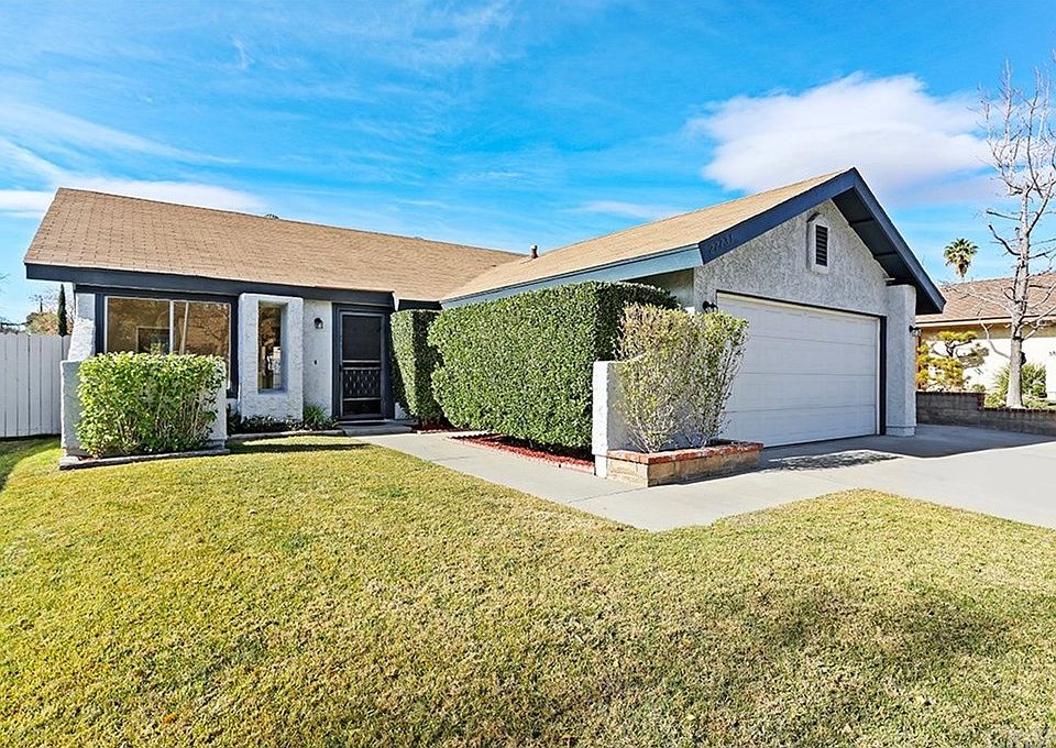 1st image of 27731 Cherry Creek Dr