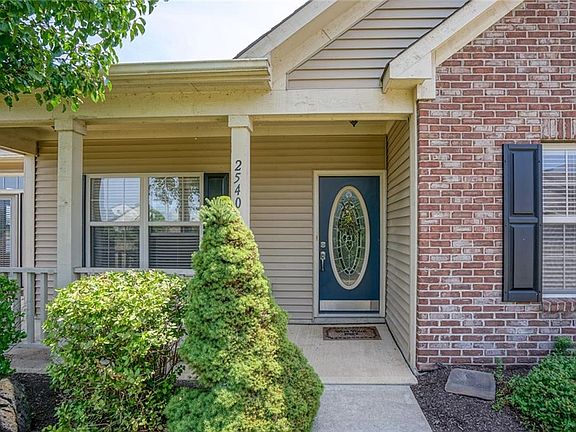 5th image of 2540 Big Bear Ln