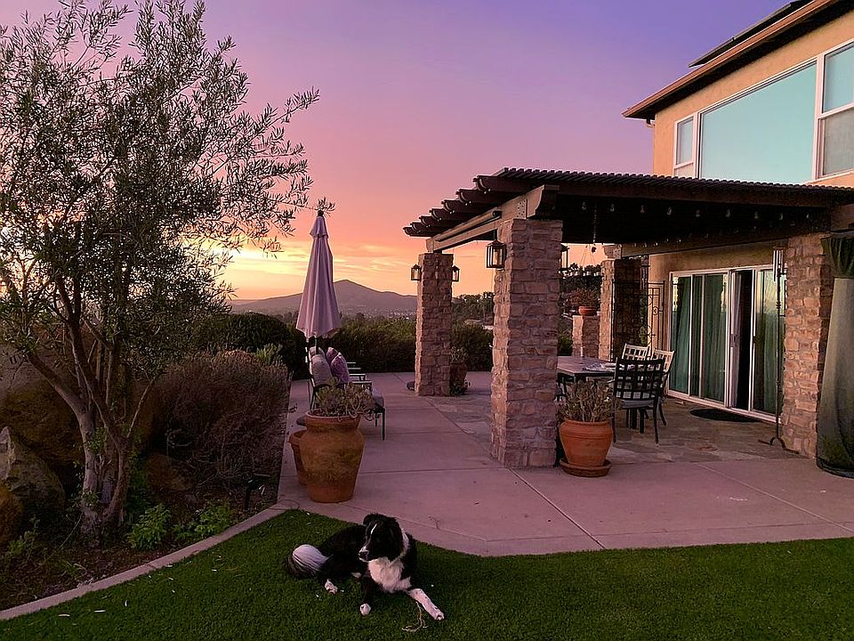 1st image of 4901 La Cruz Dr