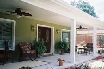 1st image of 216 NE 43rd Ave