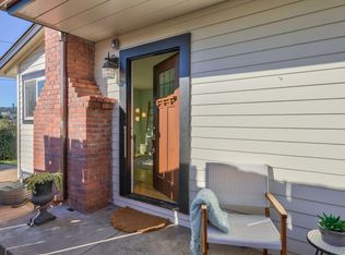 42 Work Ave, Del Rey Oaks, CA 93940