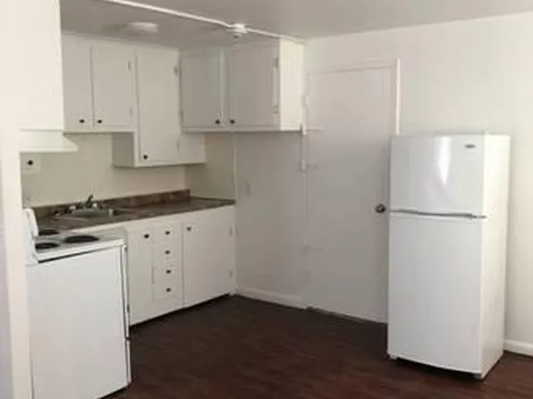 Evergreen Apartments, 2015-2045 Broad St, Providence, RI 02905