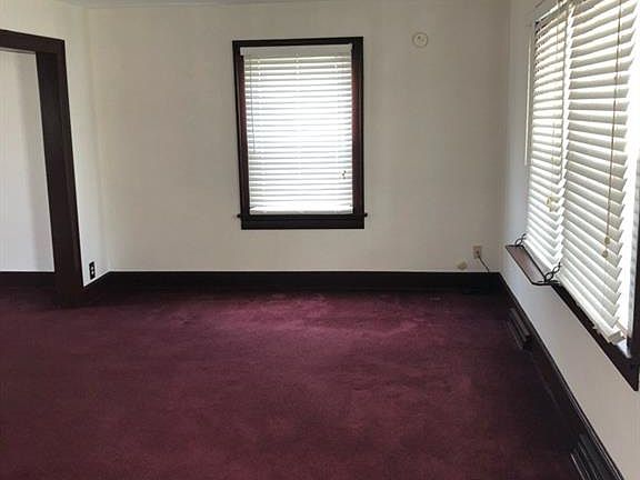 3rd image of 312 Spruce Dr