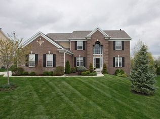 3892 Heathfield Ct, Zionsville, IN 46077