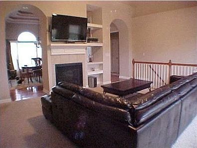 3rd image of 103 Lincoln Dr