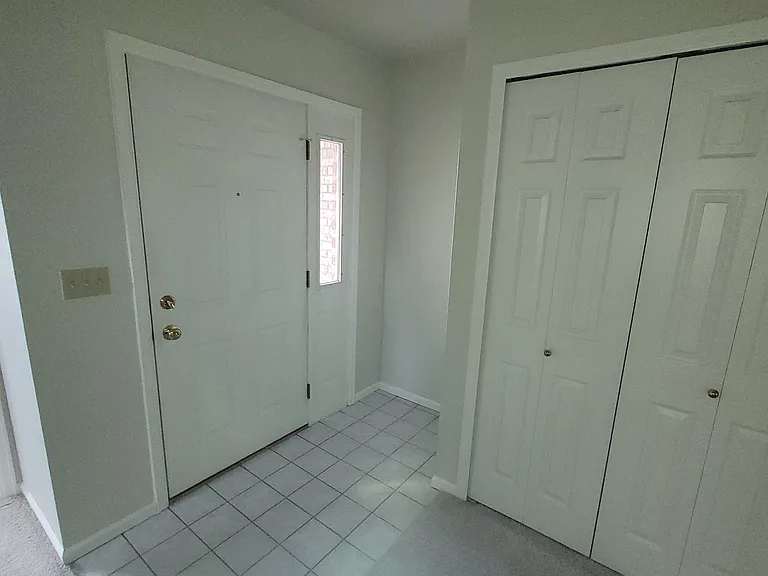 9214 Winona Ct — Photo 15