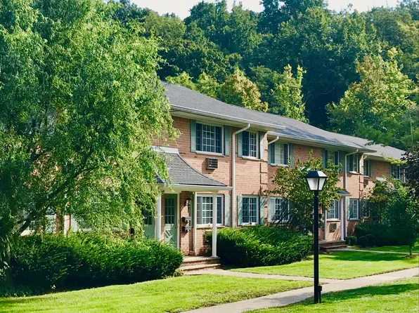 Waterfall Village, 245 Hamburg Tpke, Bloomingdale, NJ 07403