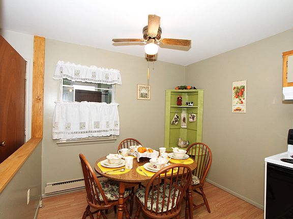 3rd image of 54 St John Place #B