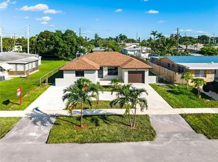 205 SE 3rd St, Dania, FL 33004