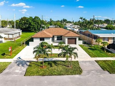 205 SE 3rd St, Dania Beach, FL, 33004