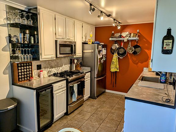 From dining nook towards kitchen