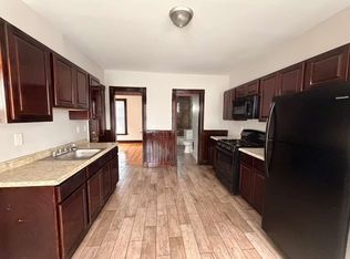 624 Dixwell Ave #1B, New Haven, CT 06511