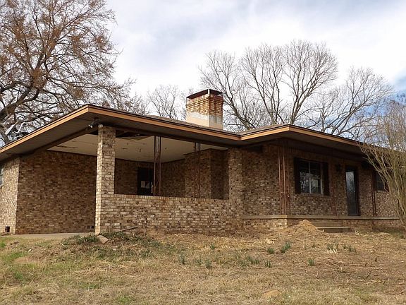 2nd image of 3762 County Road 4325