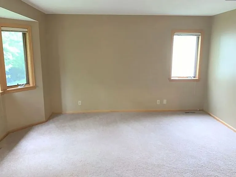 4944 Bayswater Rd — Photo 8