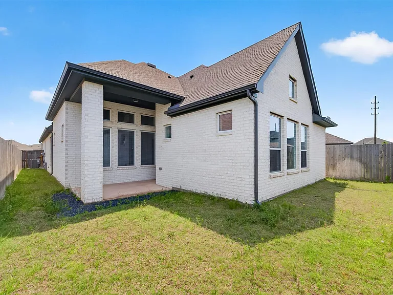 211 Amaranth Way — Photo 25
