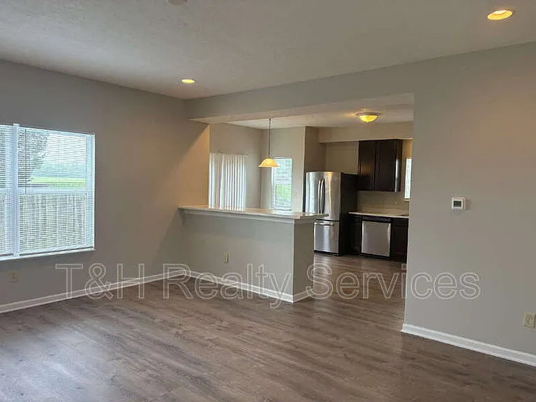 2273 Shadowbrook Trce — Photo 6