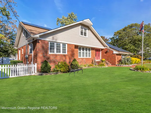 320 Huntington Avenue, Pine Beach, NJ 08741