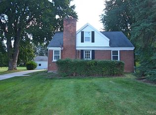 37780 Union Lake Rd, Harrison Township, MI 48045